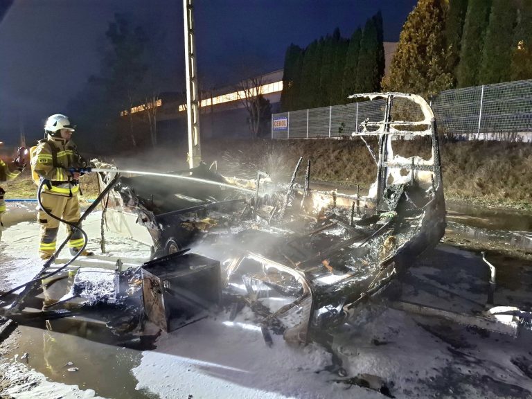 pożar przyczepy campingowej