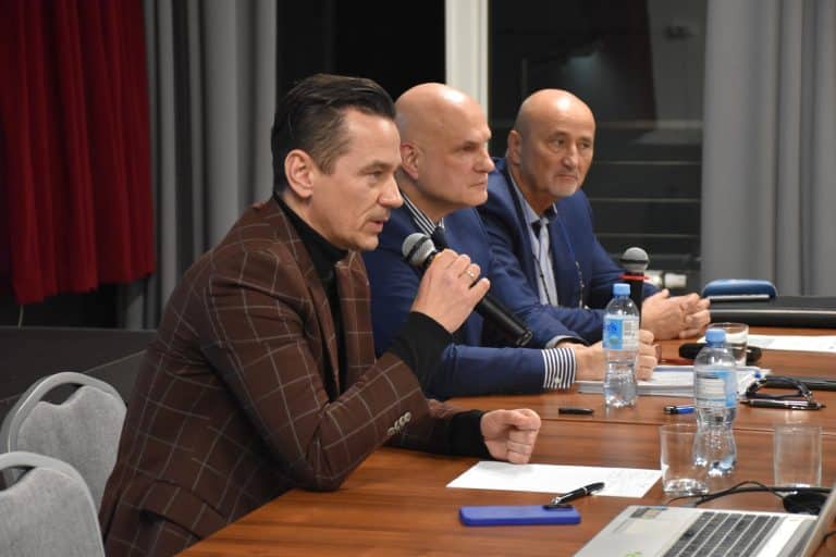 W&oacute;jt Kontraktowicz