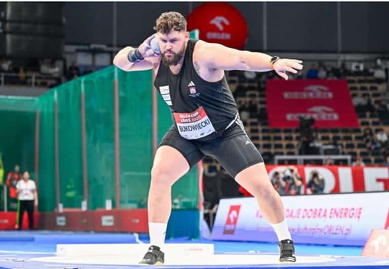 Bukowiecki zn&oacute;w wygrywa!