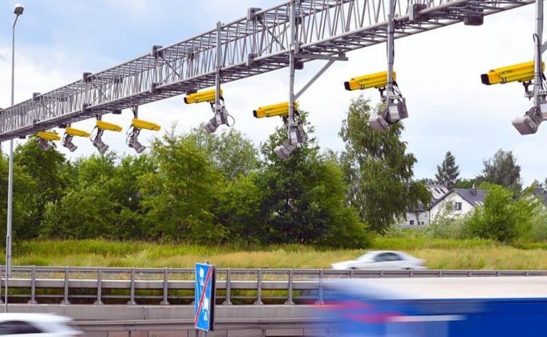 CANARD system pomiaru prędkości