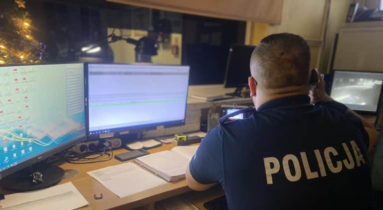 policjant pom&oacute;gł w Teksasie