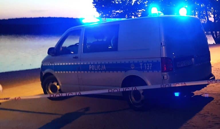 radiow&oacute;z nad jeziorem