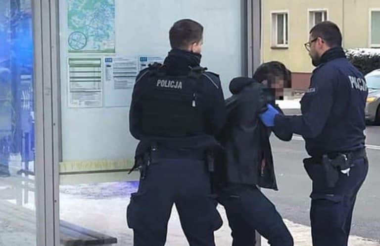 zatrzymanie na przystanku