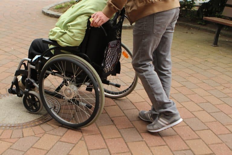 pomoc niepełnosprawnym