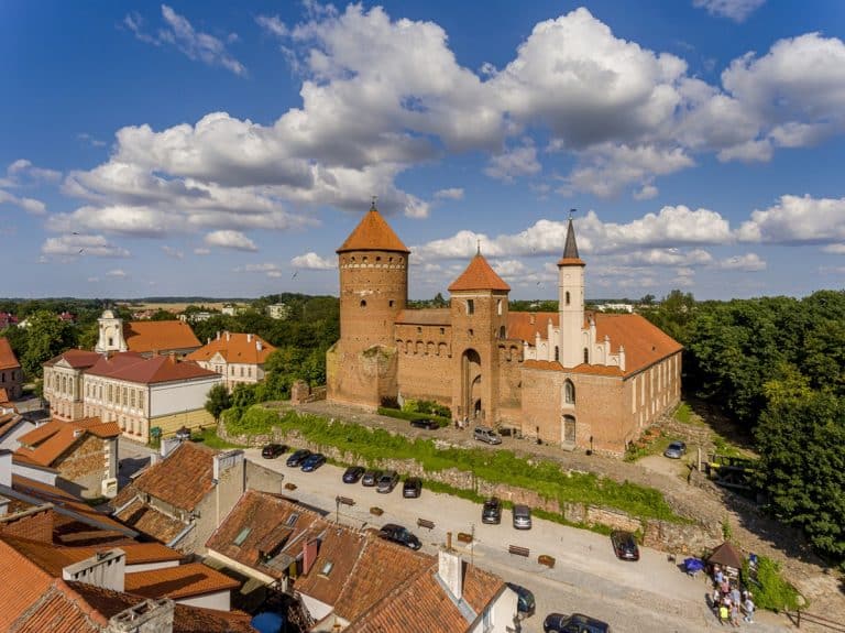 widok na zamek w Reszlu