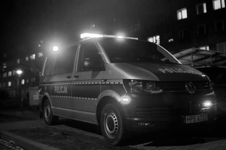 radiowóz policyjny