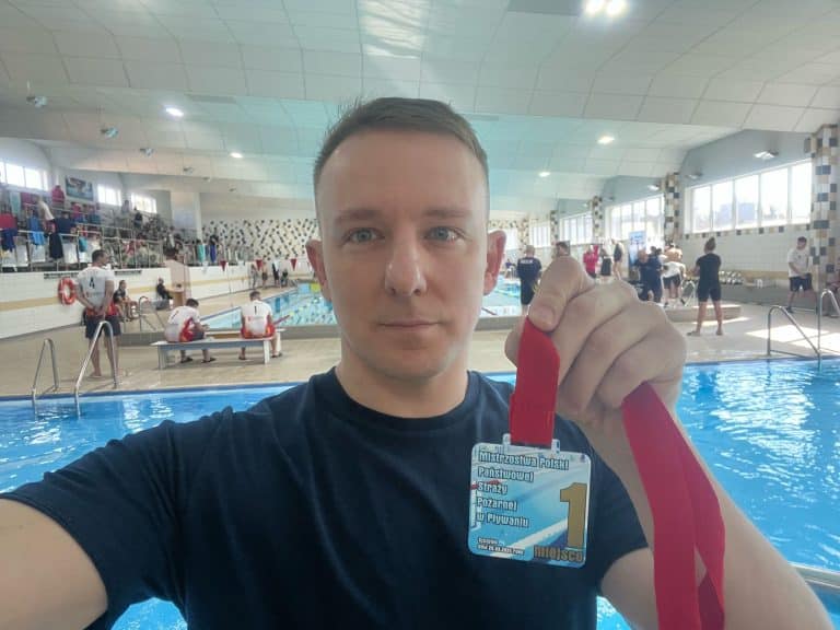 Mistrz straży w pływaniu