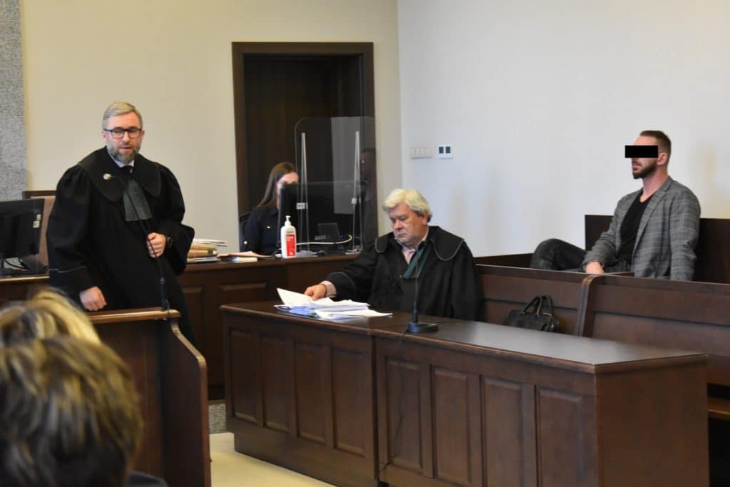 proces pawel k. adokat od trumien na kolkach