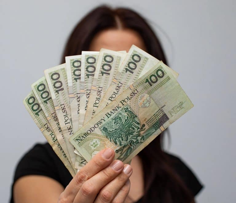 800 zł w ręku