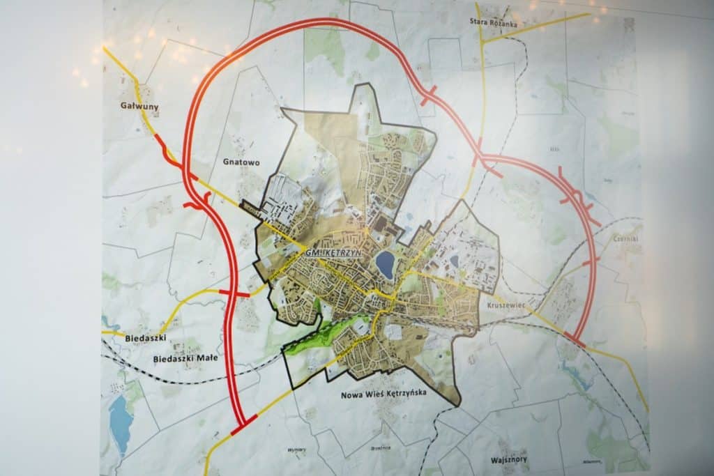 Duża inwestycja drogowa na Mazurach. To zmieni ruch w regionie. - Miasto na Mazurach czekało na to latami. Rusza budowa obwodnicy za 300 mln zł