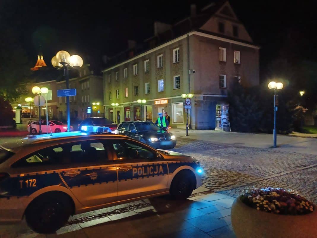 akcja policyjna na starówce w Olsztynie