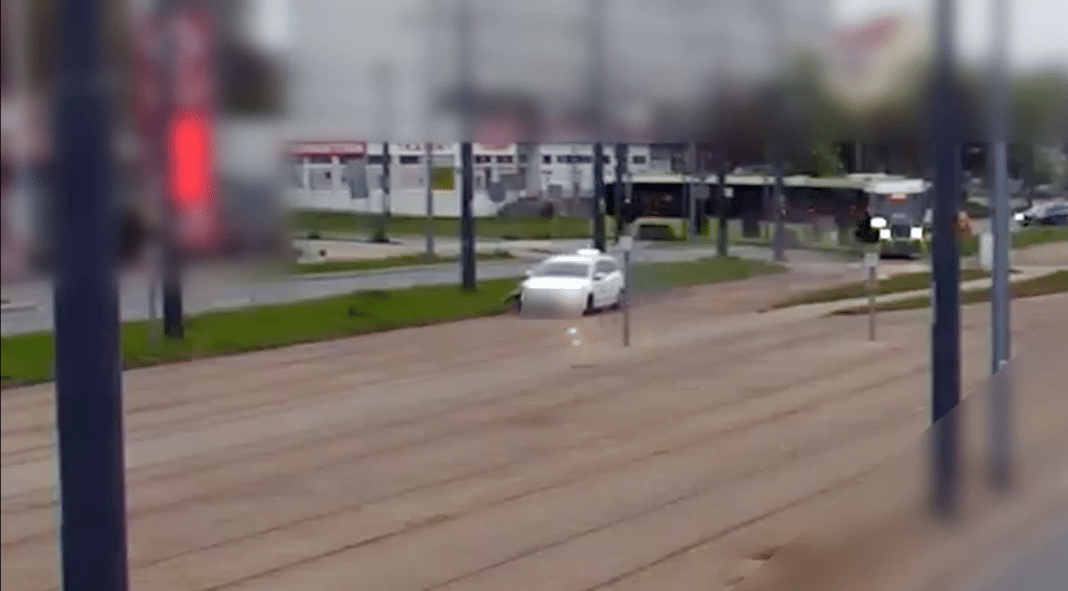 zawisł na torowisku