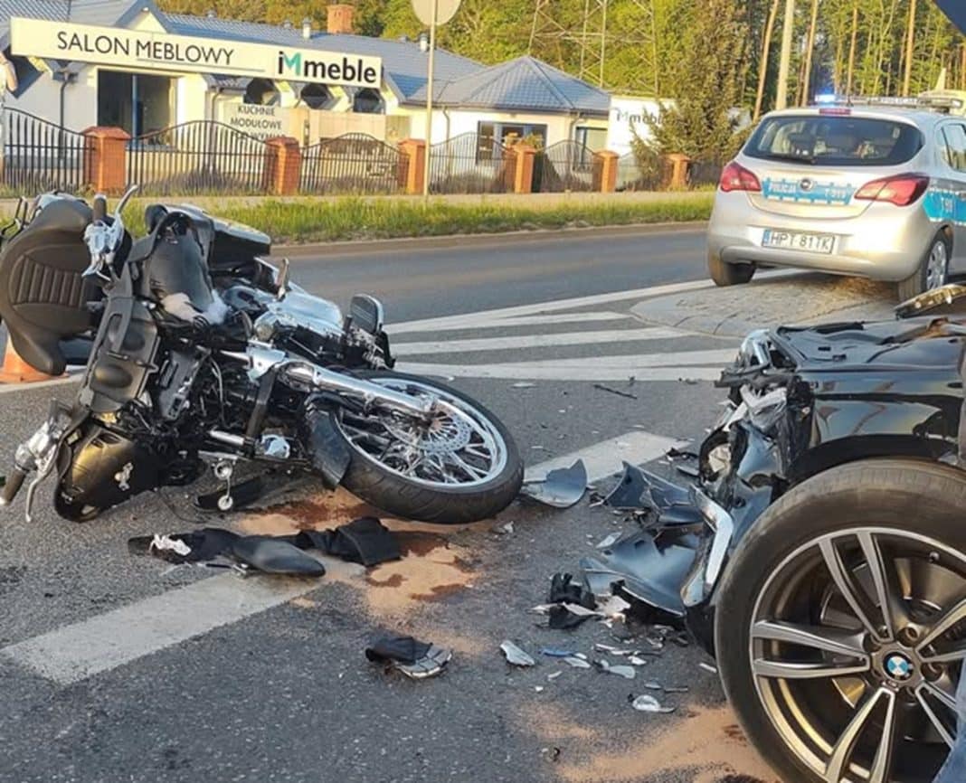zderzenie BMW z motycyklem