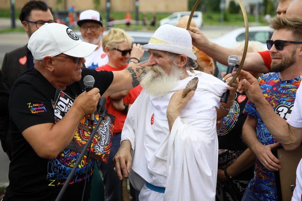 Rondo WOŚP już oficjalnie na mapie Olsztyna. - Jerzy Owsiak otworzył Plac Wielkiej Orkiestry Świątecznej Pomocy w Olsztynie