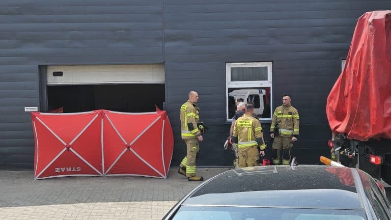 wypadek jednej z hal przy ulicy Jagiellończyka