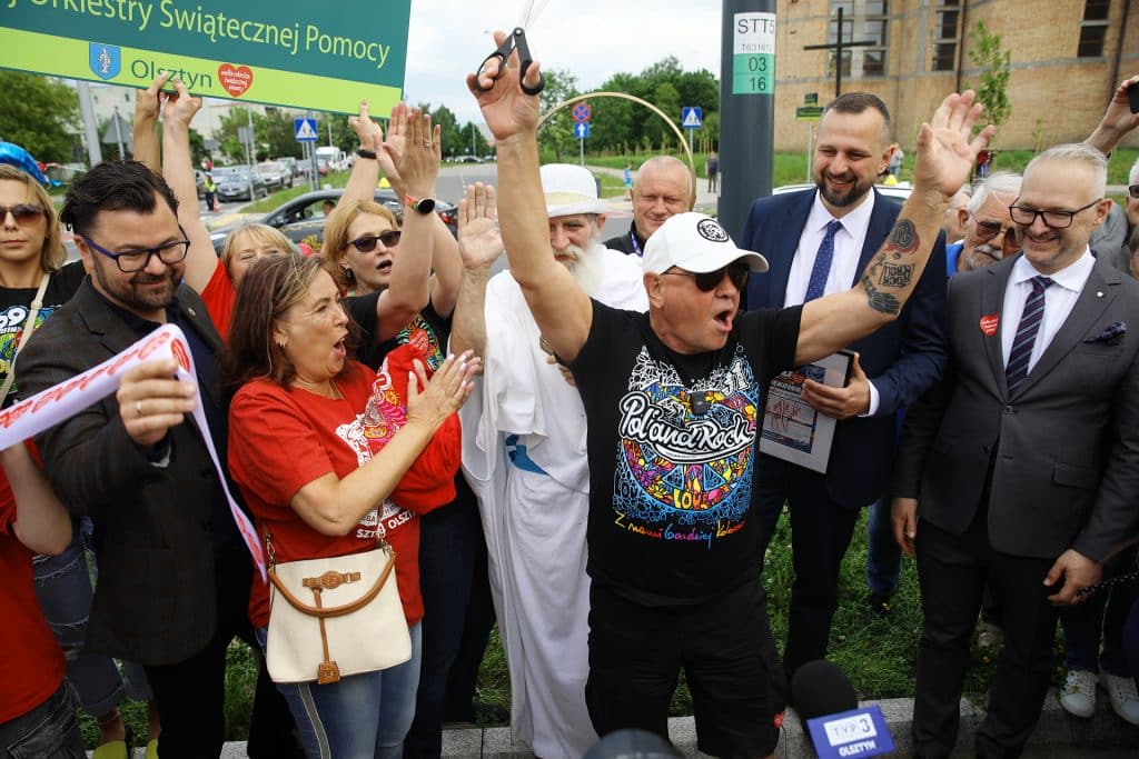 Rondo WOŚP już oficjalnie na mapie Olsztyna. - Jerzy Owsiak otworzył Plac Wielkiej Orkiestry Świątecznej Pomocy w Olsztynie