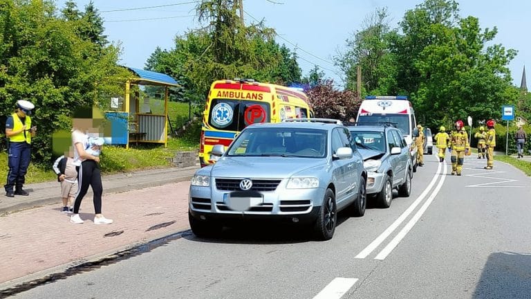 kolicja na przejściu dla pieszych