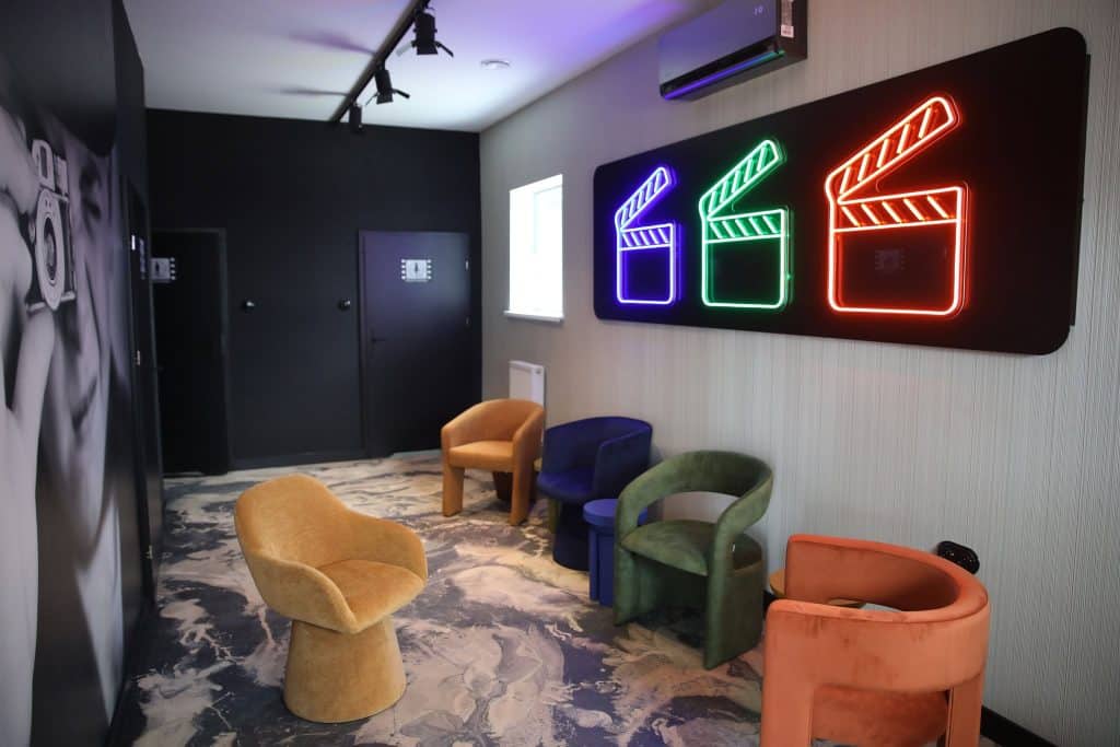 Takiego miejsca w Olsztynie jeszcze nie było. Czy to początek filmowej rewolucji na Warmii? - Otwarto Olsztyński Dom Filmowy. Pierwsze takie centrum kultury w naszym regionie