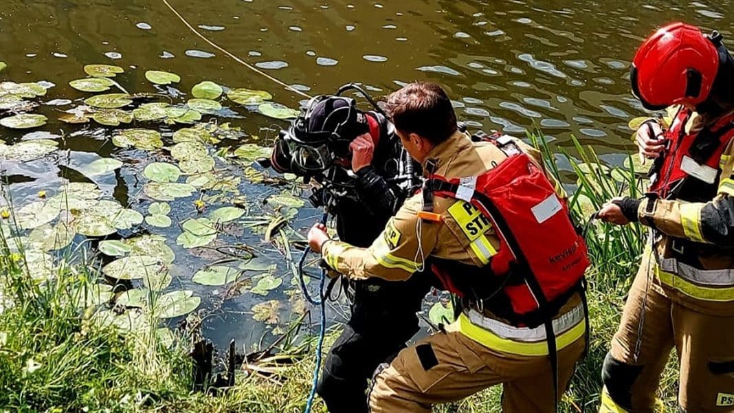 akcja ratunkowa nad rzeką