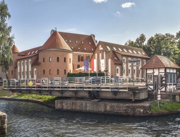 most obrotowy w Giżycku