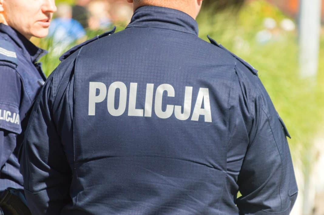 policjanci