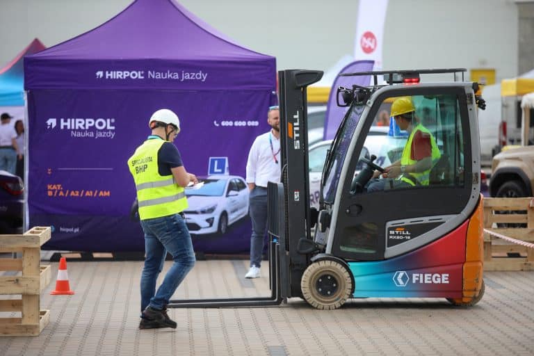 zawody w&oacute;zk&oacute;w widłowych