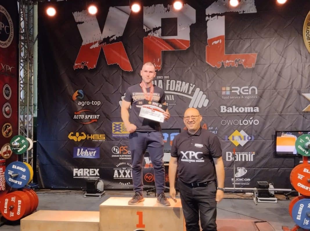 Krystian Mróz na podium