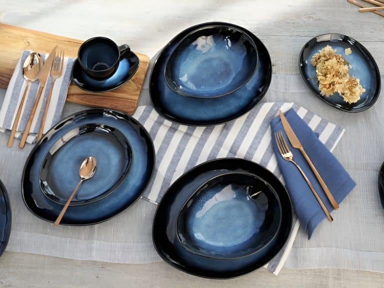 Sztućce &mdash; elegancja i funkcjonalność na Twoim stole