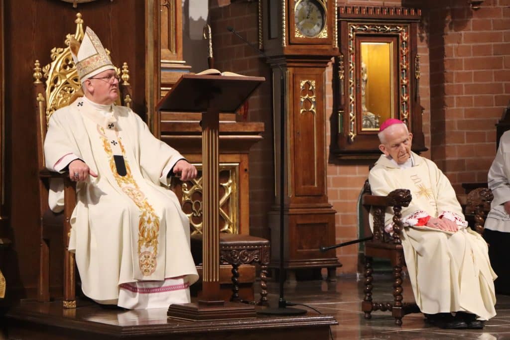 Wzruszająca uroczystość w bazylice św. Jakuba. - Najstarszy posługujący biskup jest z Warmii. Świętował 98 urodziny