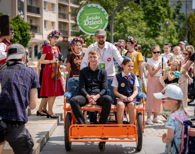 przejażdżka rikszą na Dzień Dziecka w Olsztynie
