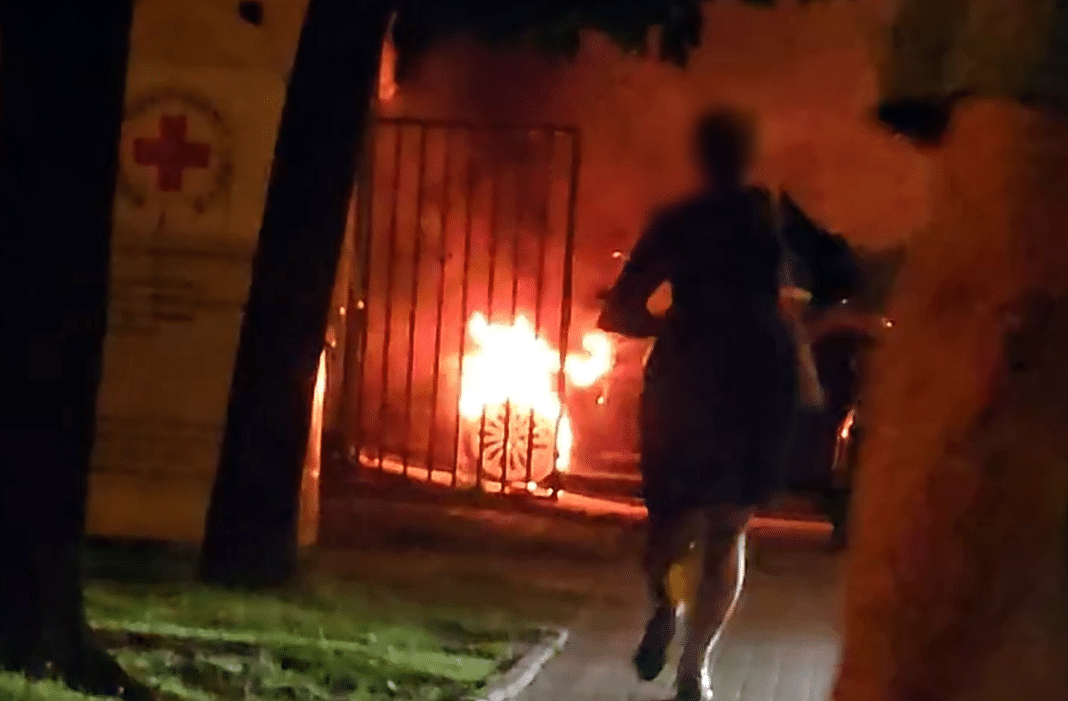 samochód płonął na osiedlu pojezierze