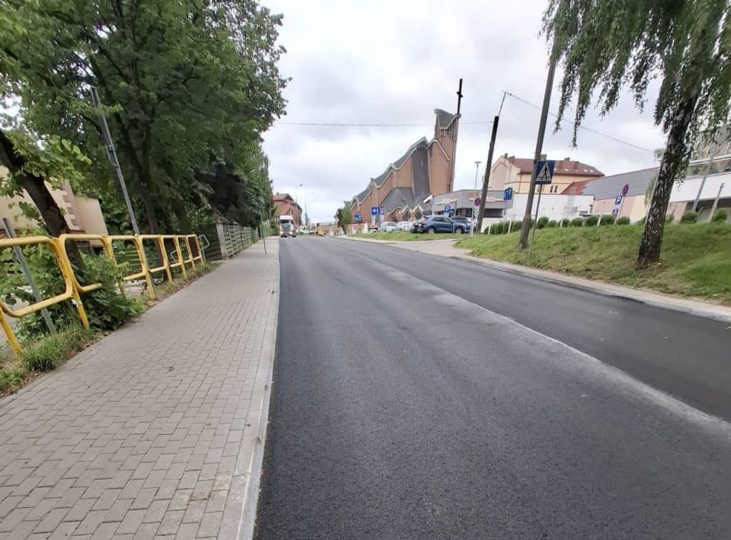 Kierowcy wreszcie tędy pojadą. - Jedna z ulic Olsztyna znów przejezdna. Mieszkańcy długo na to czekali