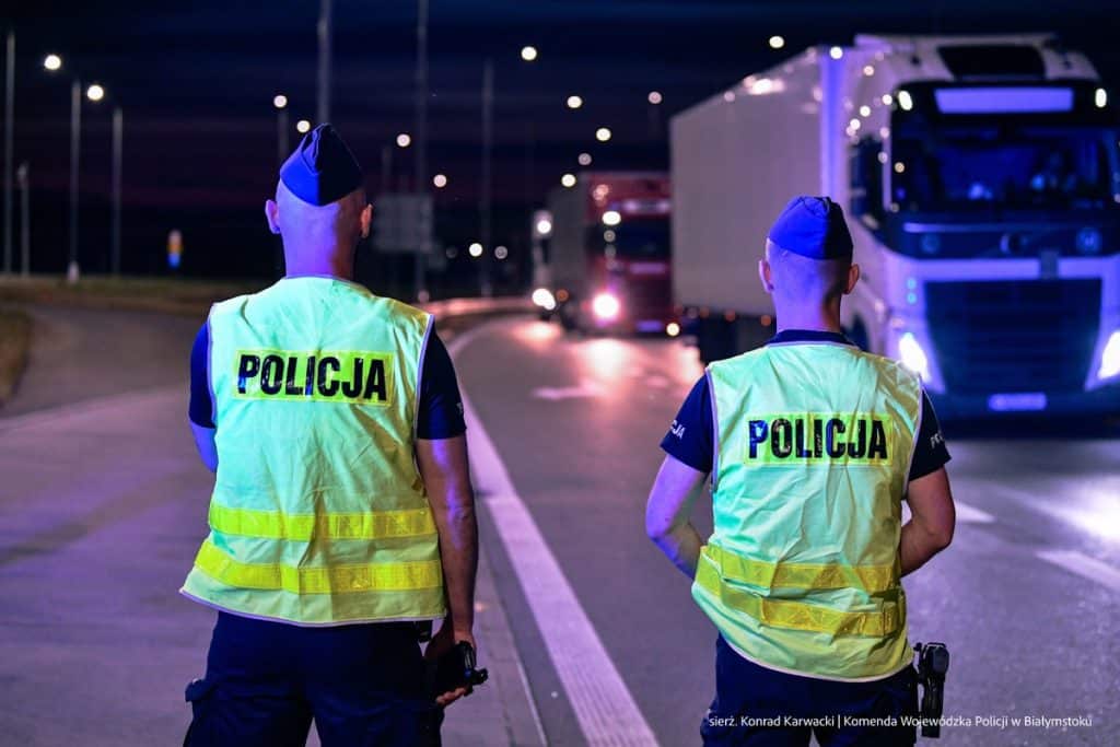 Ruch może być wolniejszy, a kierowcy muszą się liczyć z legitymowaniem i sprawdzaniem samochodów. - Nie każdy wjedzie do Polski. Cudzoziemców sprawdzają i cofają