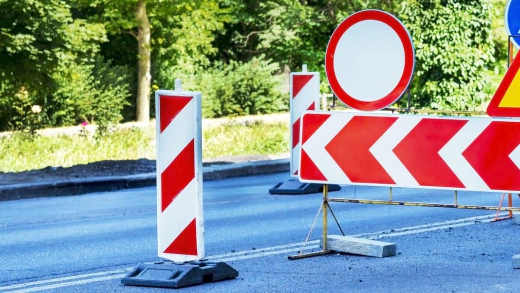 zamknięta ulica ze względu na prace drogowe