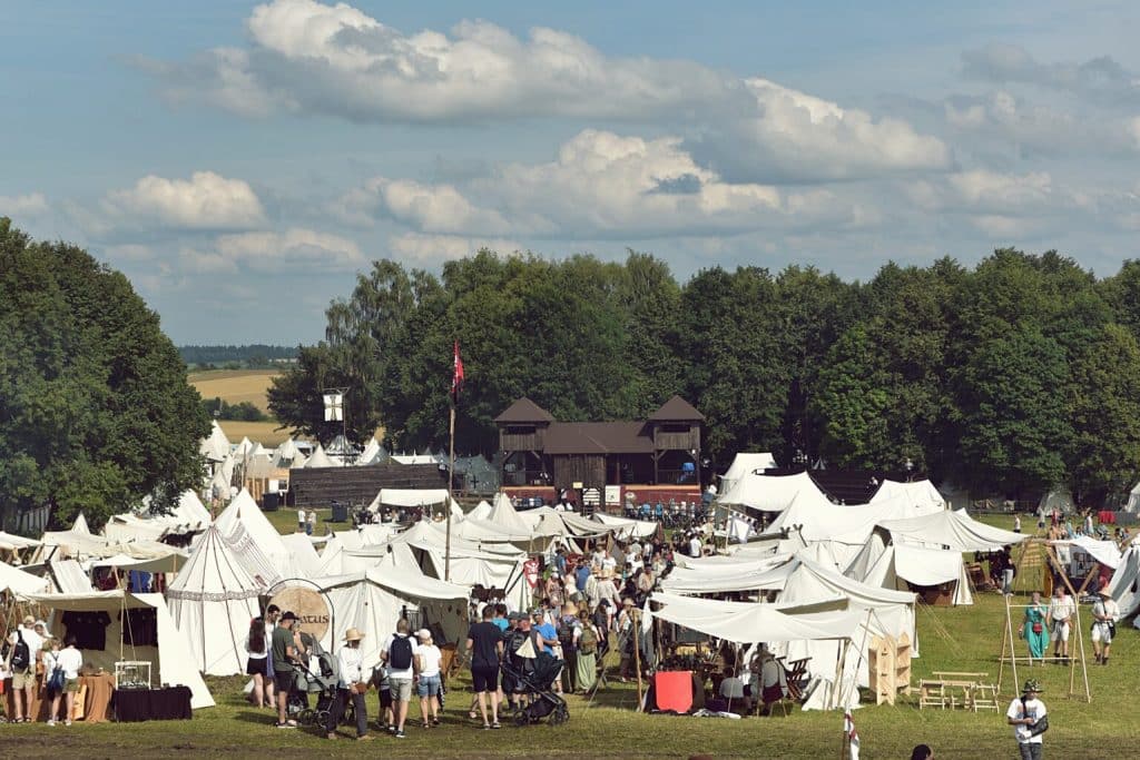 Wielka inscenizacja Bitwy pod Grunwaldem 2025. Znamy program wydarzeń. - Grunwald znów ożyje! Tysiące rycerzy i turystów na polach bitwy