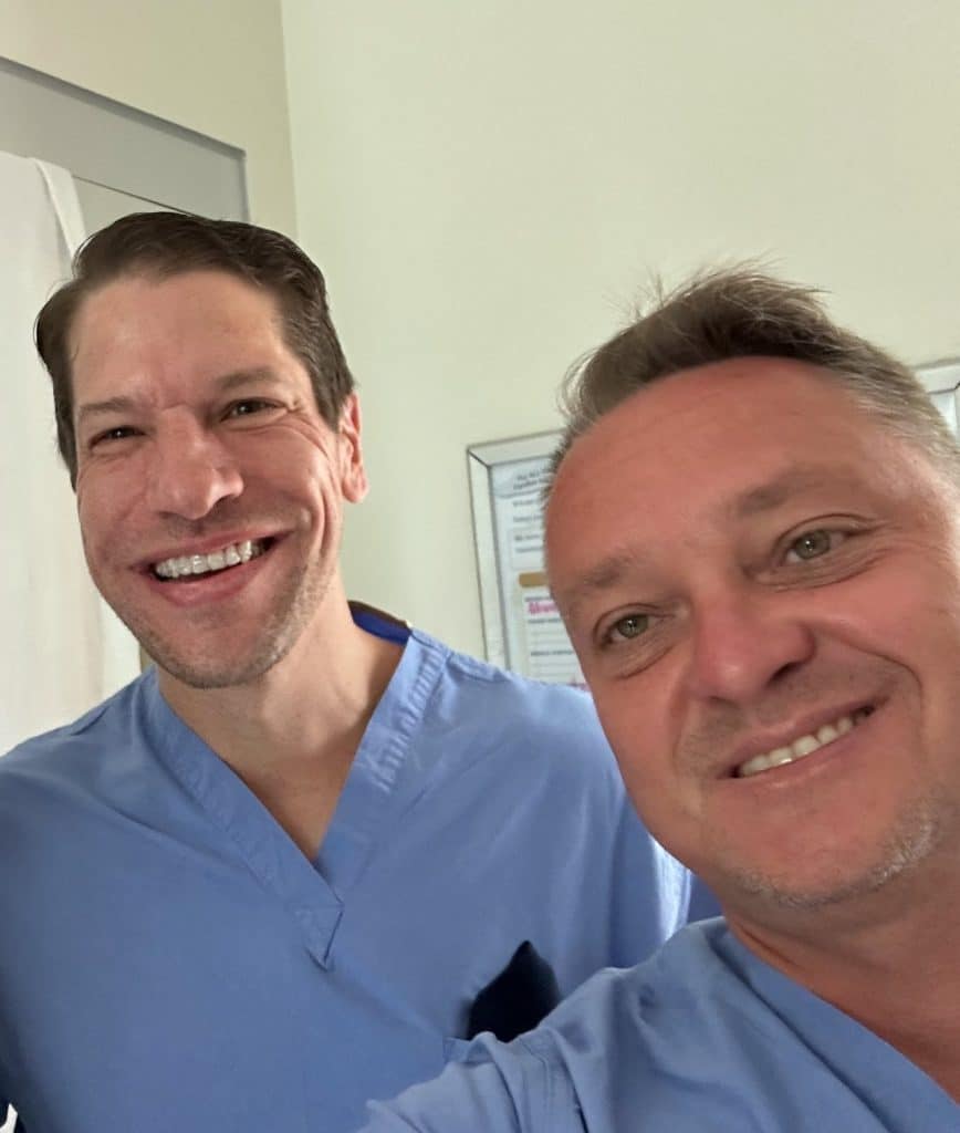 Lekarz z Olsztyna bierze udział w operacjach w jednej z najnowocześniejszych klinik w USA. - Chirurg z Olsztyna szkoli się w prestiżowej klinice w USA