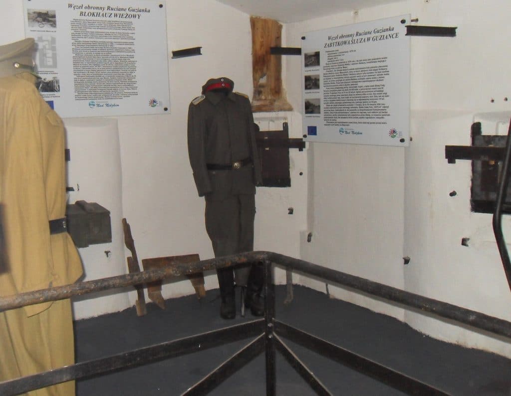 Jedyny taki obiekt na Mazurach. Wieża karabinów po renowacji zaprasza zwiedzających. - Tajemnicza wieża karabinów otwarta po latach! Zabytek, który pamięta czasy wojen