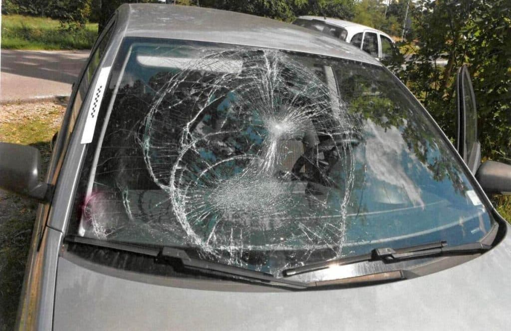 Osobówka uderzyła w 16-latka na rowerze. - Potrącenie rowerzysty: 20-latka nie zdążyła zahamować