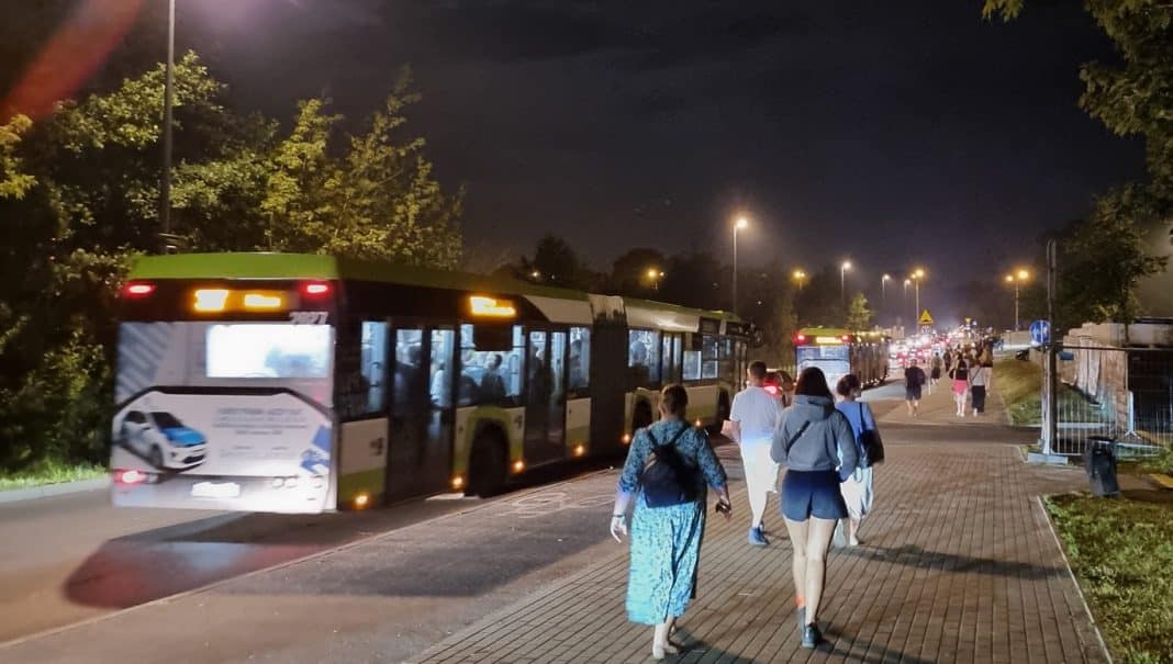 autobusy na Green Festiwal