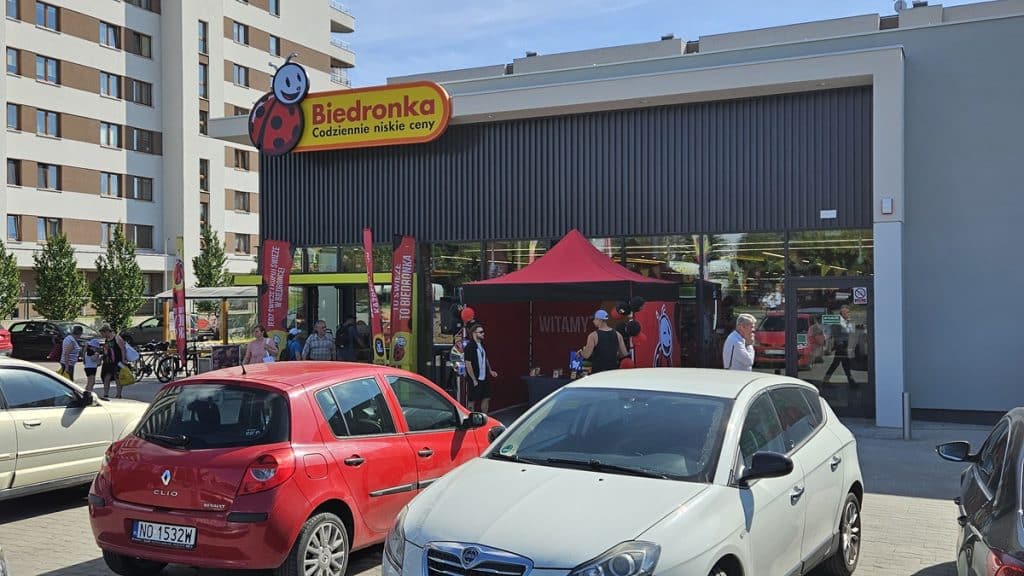 Otwarcie nowej Biedronki w Olsztynie: darmowa kawa, karuzela z nagrodami i promocje. - Pierwsza taka Biedronka w Olsztynie już otwarta!