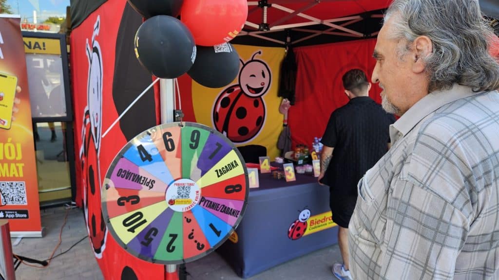 Otwarcie nowej Biedronki w Olsztynie: darmowa kawa, karuzela z nagrodami i promocje. - Pierwsza taka Biedronka w Olsztynie już otwarta!