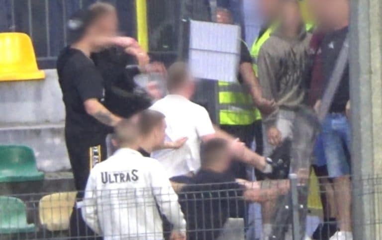 chuligani stadionowi