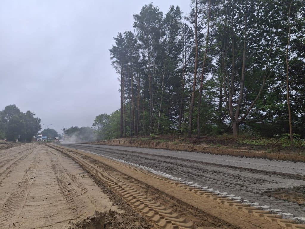 Sprawdzamy postępy na budowie wylotu z Olsztyna. - Hałas, błoto i rozbiórka wiaduktu - ul. Warszawska w Olsztynie przypomina pole bitwy