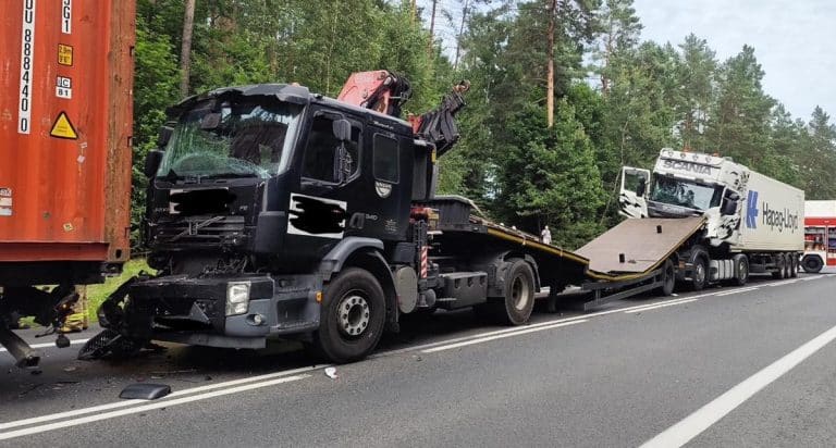 zderzenie ciężar&oacute;wek