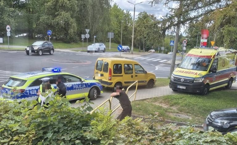 potrącenie pieszej w Mrągowie