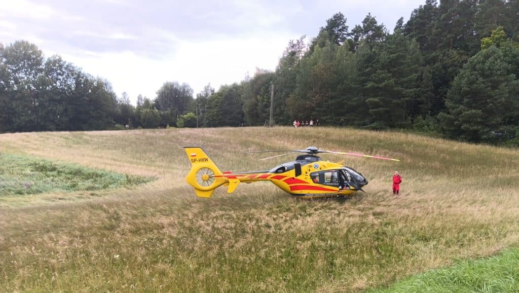Jak doszło do tej tragedii? - Policja ujawniła przebieg wypadku pod Olsztynem. Zginął syn z ojcem po zderzeniu z ciężarówką