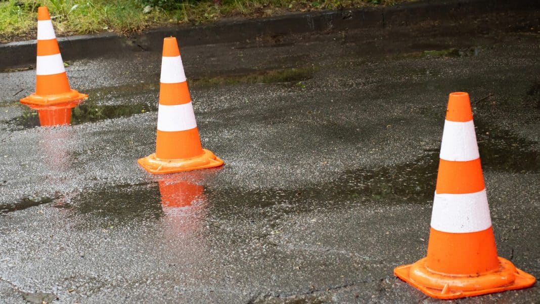 pachołki w obrębie prac drogowych