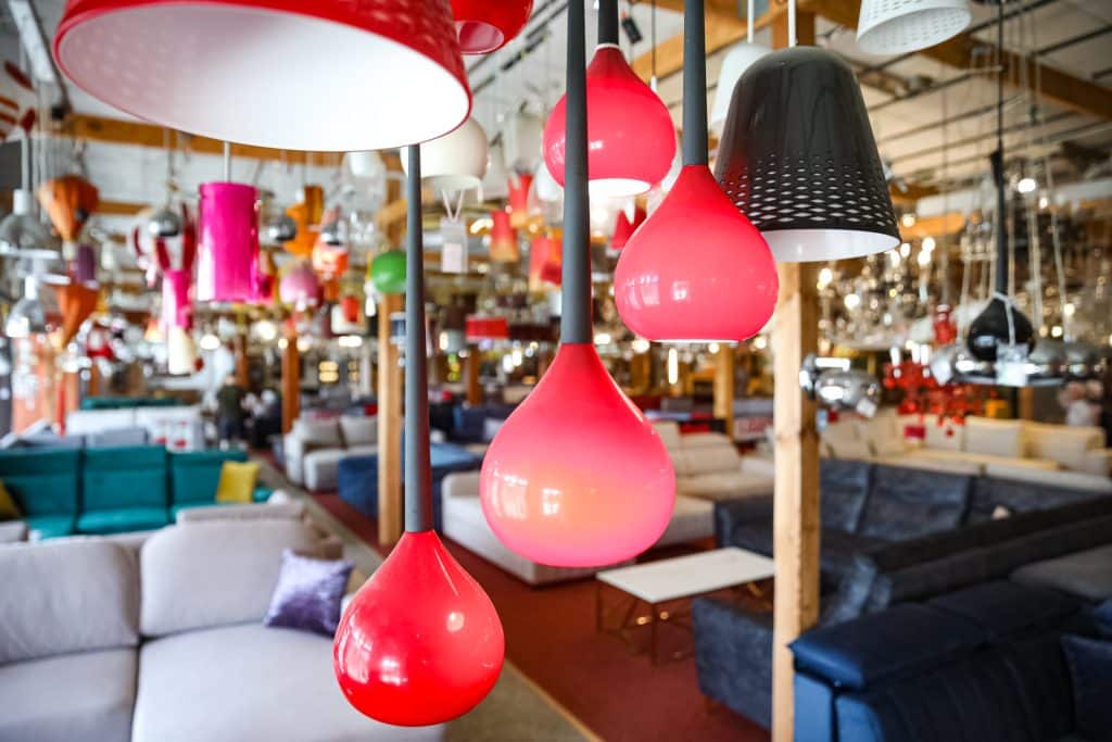 Wszystkie lampy dostępne od ręki i w wyjątkowo niskich cenach. - Lampy za pół ceny w Olsztynie. Wielka wyprzedaż w salonie Elżbieta