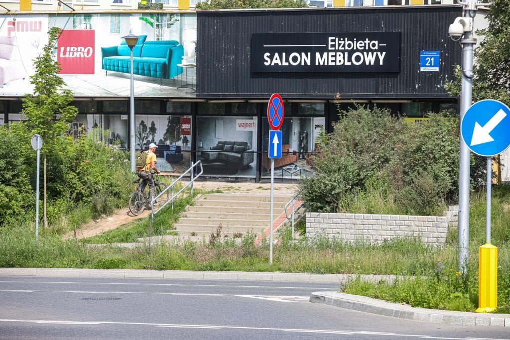 Wszystkie lampy dostępne od ręki i w wyjątkowo niskich cenach. - Lampy za pół ceny w Olsztynie. Wielka wyprzedaż w salonie Elżbieta