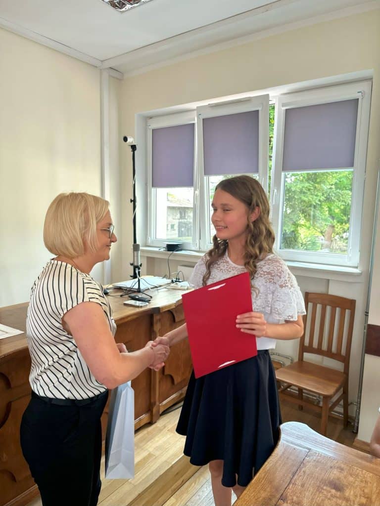 Ta gmina inwestuje w młode talenty. - Mazurska gmina nagradza najzdolniejszych uczniów i mistrzów sportu